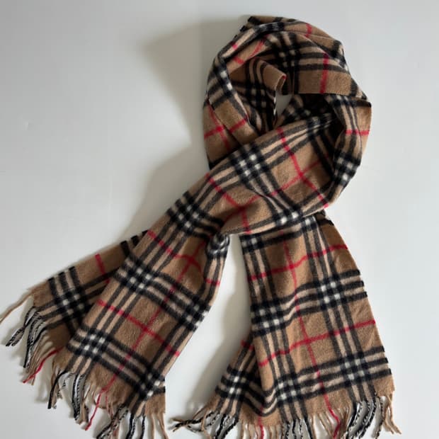Burberrys 버버리 캐시미어  베이지컬러 노바체크 머플러 ​