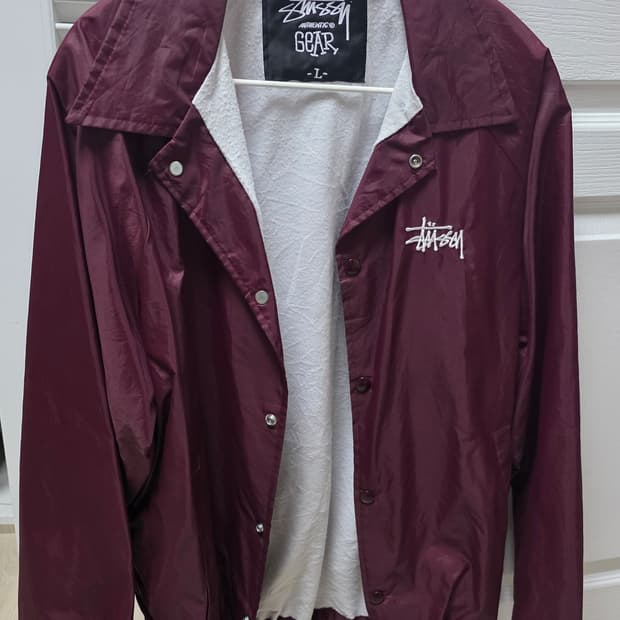 스투시 바람막이