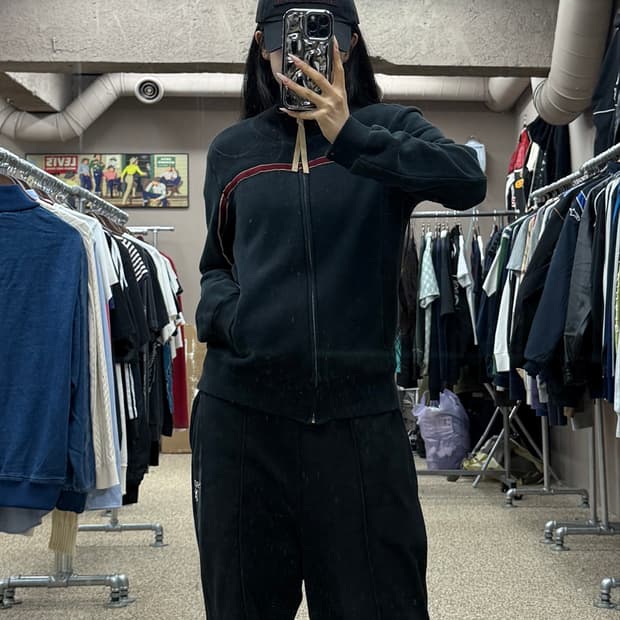 버버리 네이비 라인 집업 자켓 S38