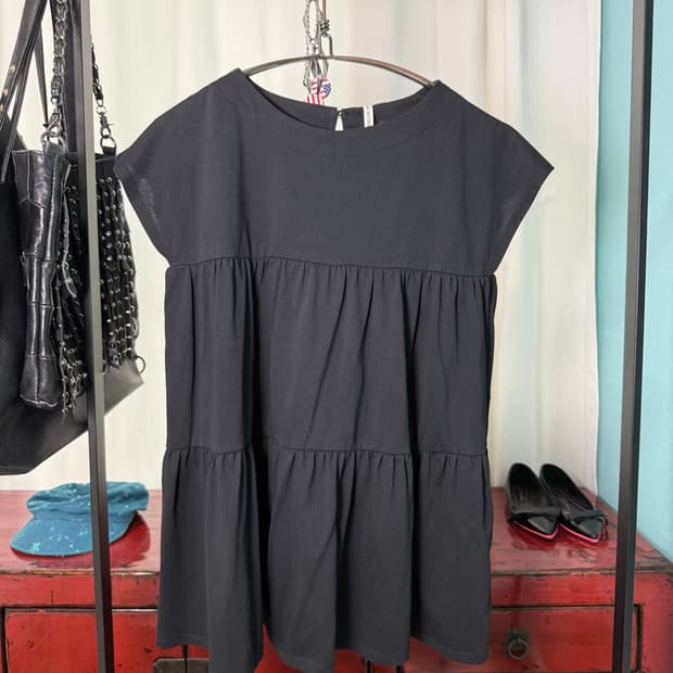 Black Tiered Peplum Tee