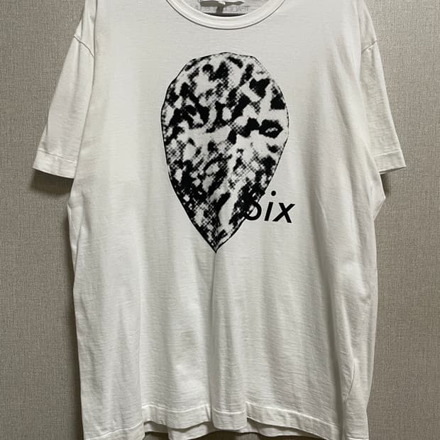 꼼데가르송 트레이딩 뮤지엄 반팔티셔츠