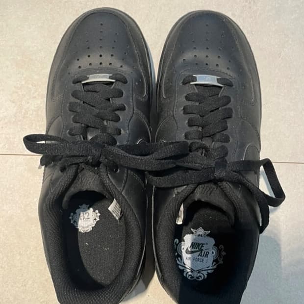 나이키 에어포스1 블랙 255사이즈 새상품