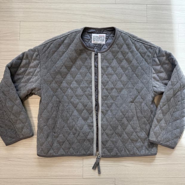 벌스데이수트 퀼팅 자켓