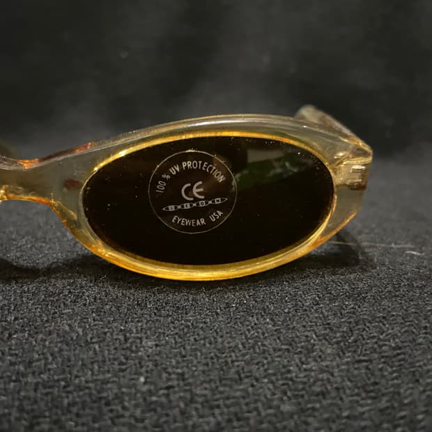 i con 아이콘 옐로우 프레임 포인트 선글라스