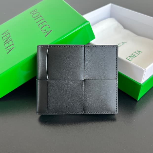 보테가 베네타 반지갑 블랙