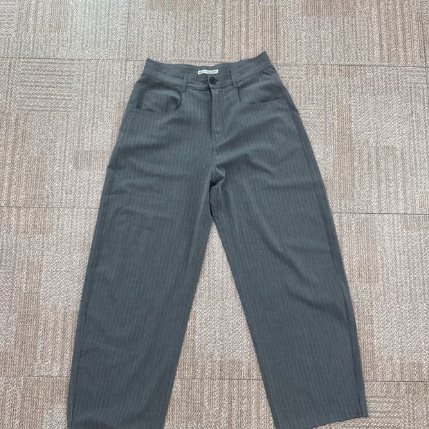 밀로 아카이브 Reflect Stripe Pants Charcoal