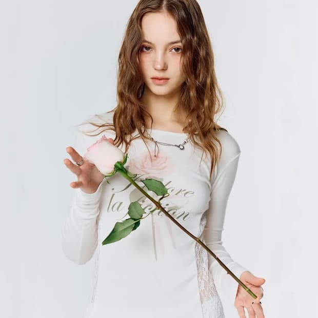 라티젠 레이스 시스루 슬림티 L15 LACE SLIM T-SHIRT