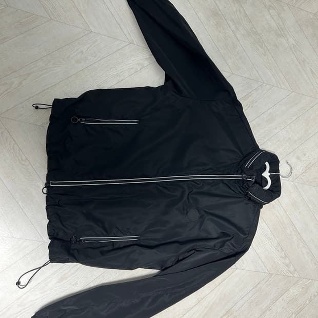 아르마니 바람막이 L (Armani exchange)