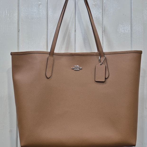 코치 시티 토드백 CR111