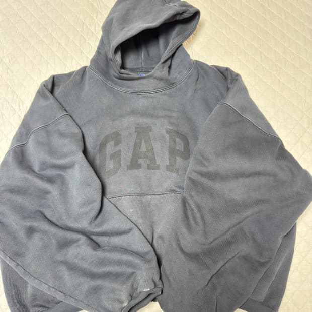 [YEZZY GAP] 이지 갭 엔지니어드 후드 사이즈 M