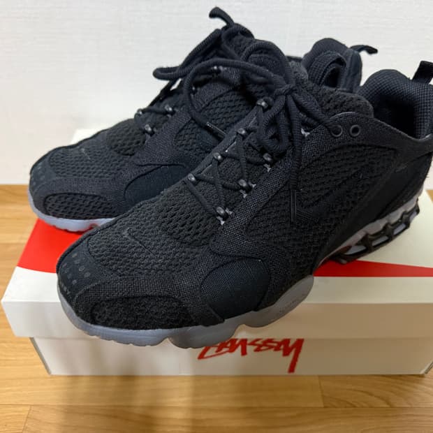 나이키 x 스투시 에어 줌 스피리돈 케이지2 블랙 판매합니다.