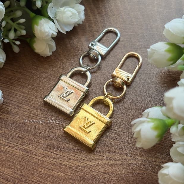 루이비통 패드락 백참 키링 키체인