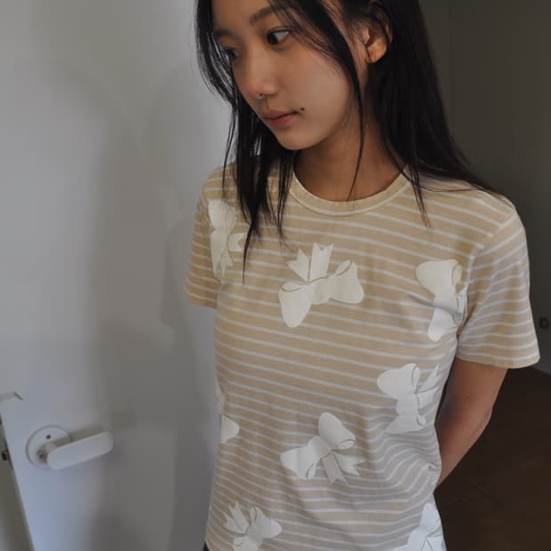 꼼데가르송 리본 반팔