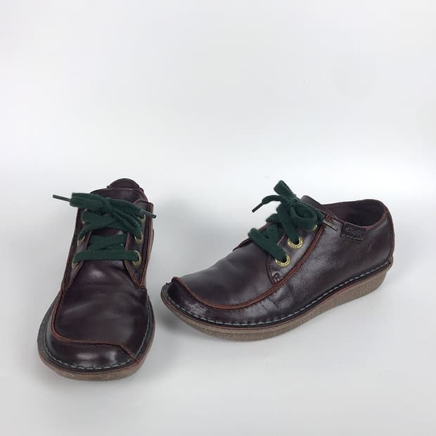 클락스 신발 여성235