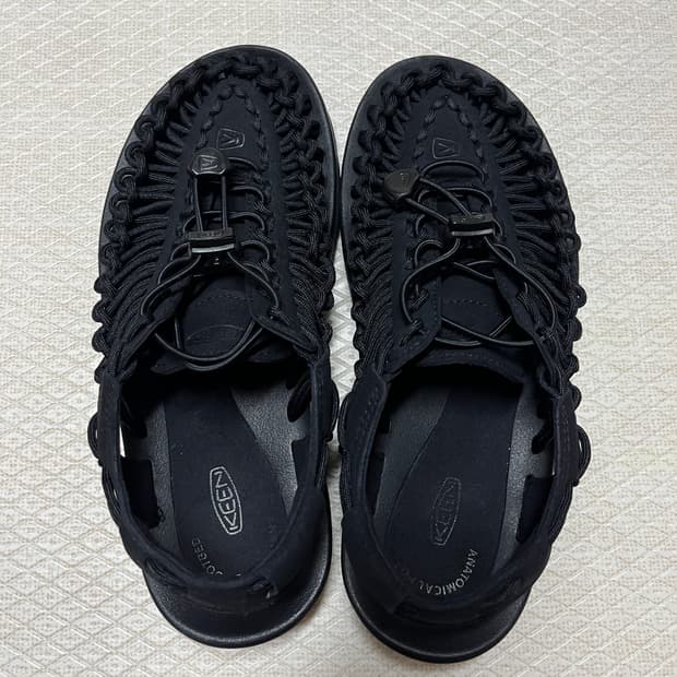 킨 유니크샌들 블랙(235)