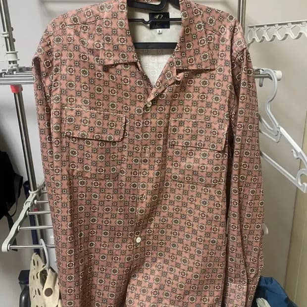 니들스 오픈카라셔츠