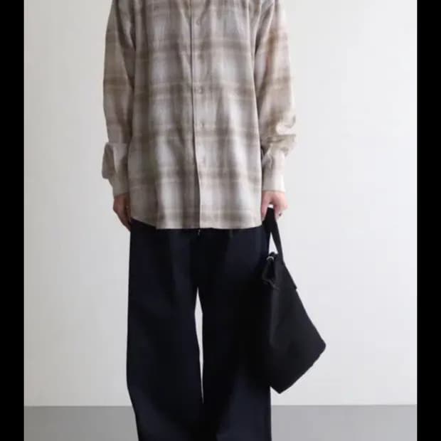 오라리 에어리 울 체크 3사이즈 팝니다.