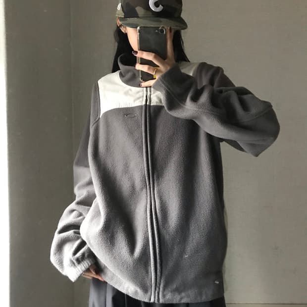 오클리 크림그레이 후리스