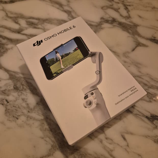 DJI 오즈모 모바일6 짐벌 셀카봉 유튜브 촬영 필수템 플래티넘 그레이 