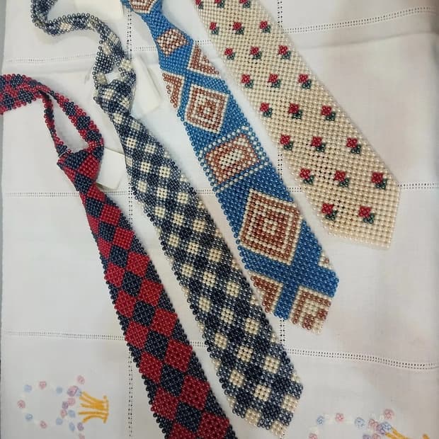 70,s-80,s빈티지 비즈 넥타이