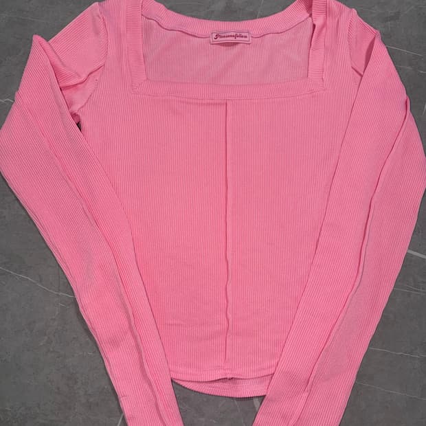 플노팔 SS 바비탑 새상품 pleasenofollow