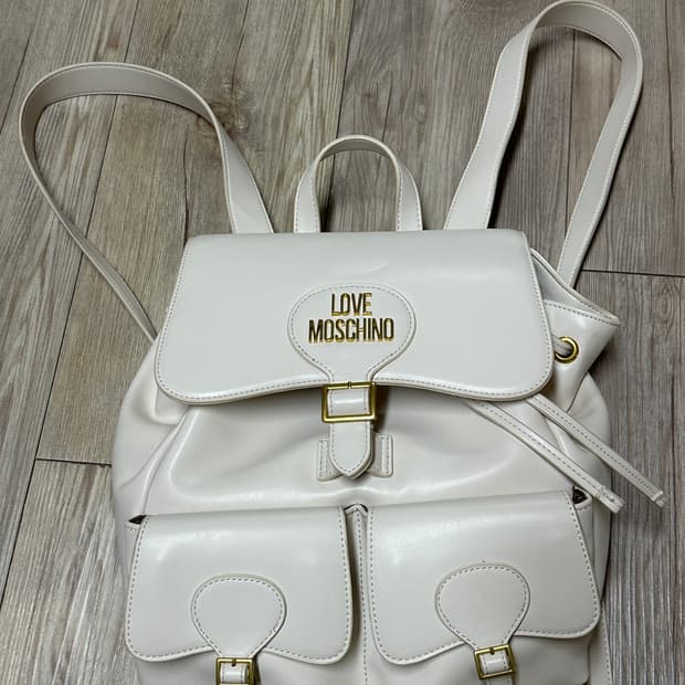 모스키노 러브 레더 백팩