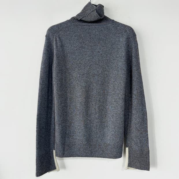 구호 KUHO 야크 울 터틀넥 니트 탑