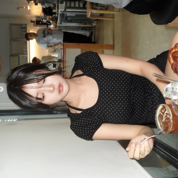 하이스쿨디스코 퍼프소매 도트 리본 숏 슬리브 티셔츠 블랙