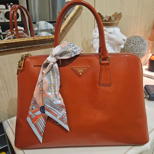 프라다 스피아노 토드백 상태최상