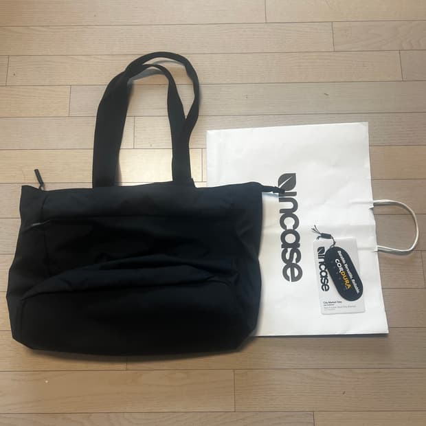 인케이스 시티 마켓 토트백 코듀라 블랙