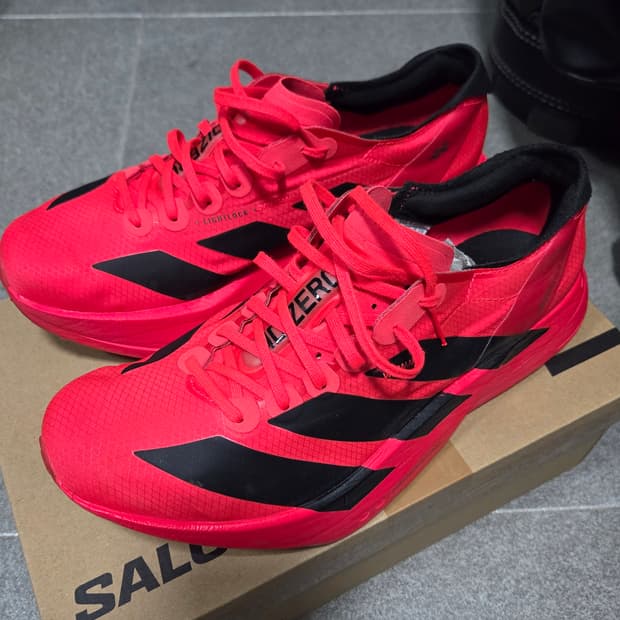 아디다스 아디오스 프로4 카본화 260 사이즈