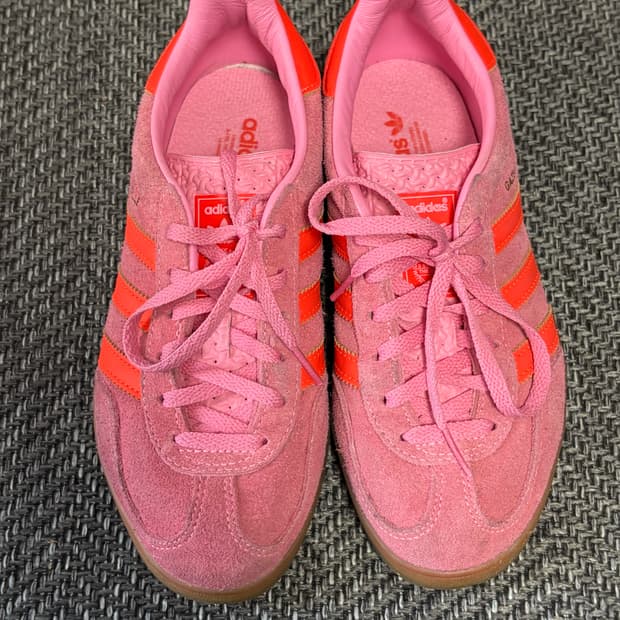 아디다스 가젤 인도어 빔핑크솔라레드  220
