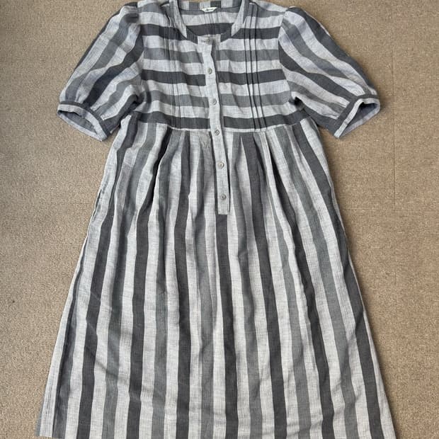 내추럴 스트라이프 핀턱 리넨 원피스 하구미 모리걸