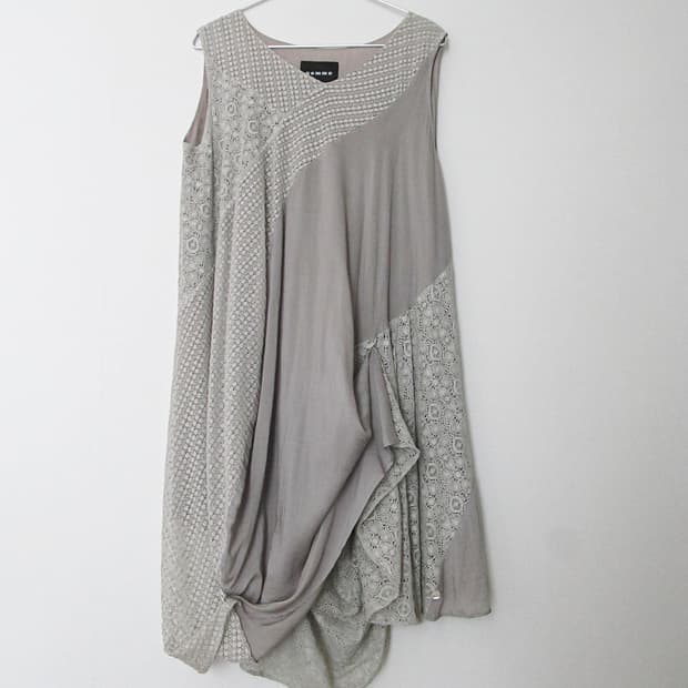 gomme multi button dress