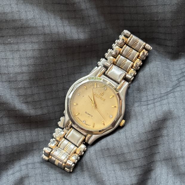 vintage essence metal watch