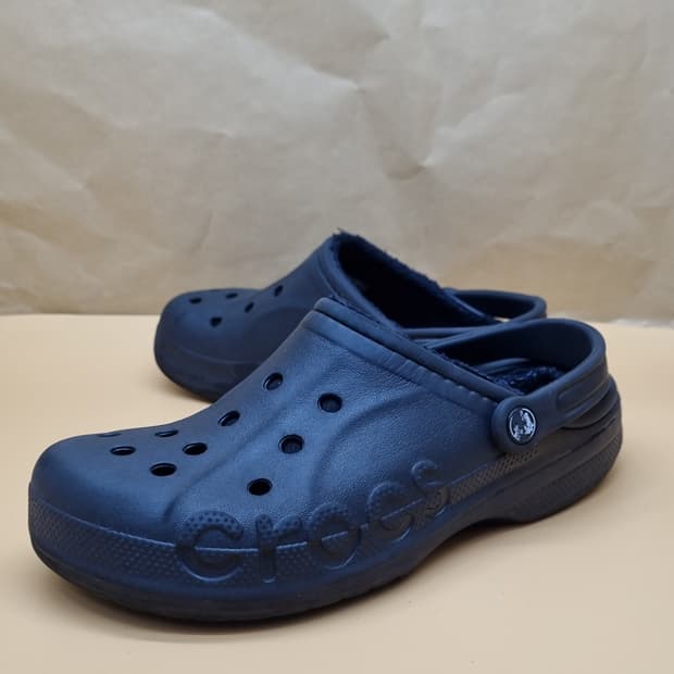 크록스 클로그 털샌들255