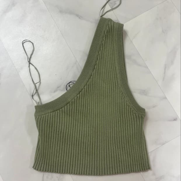 자라 원숄더 니트