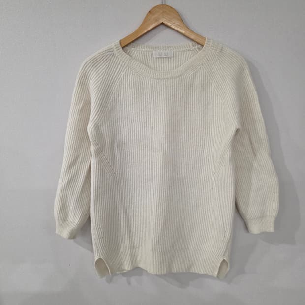 SJ SJ 아이보리 앙고라 니트 90