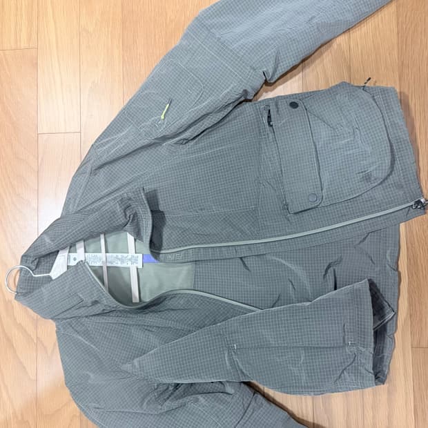 룰루레몬 바람막이 팝니다