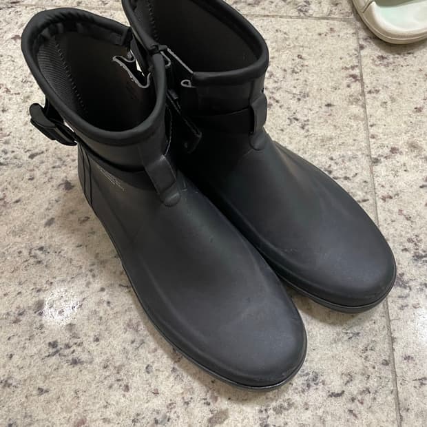 문스타 810s 마르케모디(260사이즈)