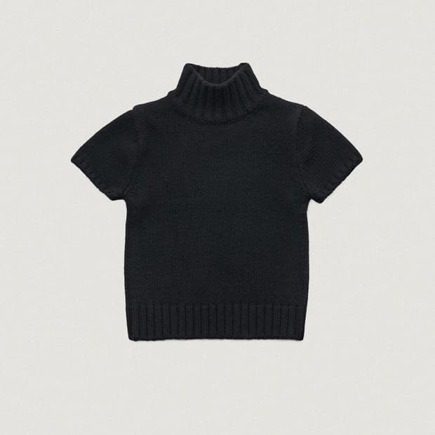 더바넷 하프 터틀넥 니트 검정