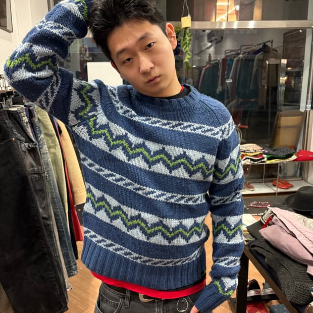 아베크롬비 니트