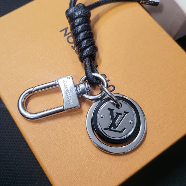 루이비통 키체인 참