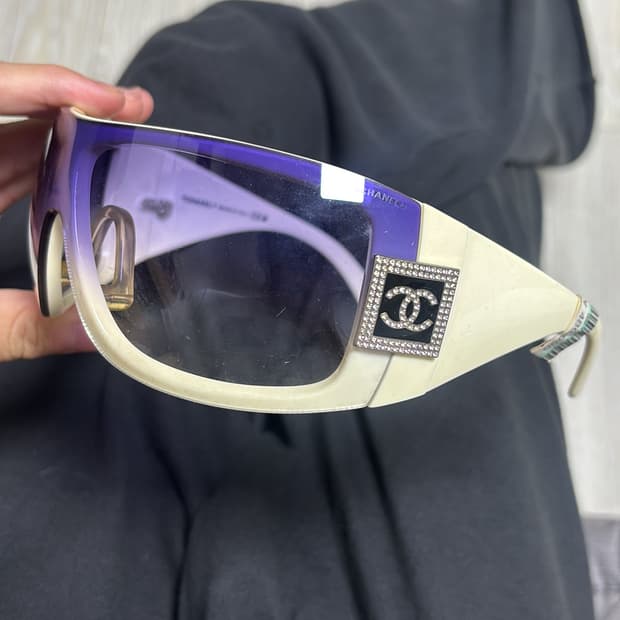 샤넬 쉴드 선글라스