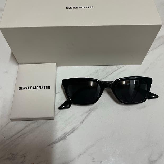 젠틀몬스터 디디온