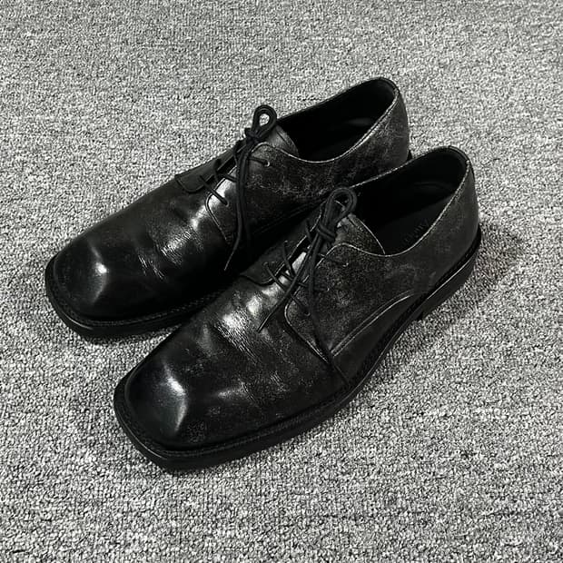 엔더슨벨 크레비스 스퀘어 토 더비슈즈 (CRACK BLACK) 270(4