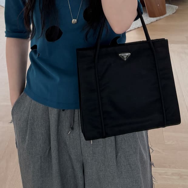 [Prada] Pocono Clasp Tote Bag