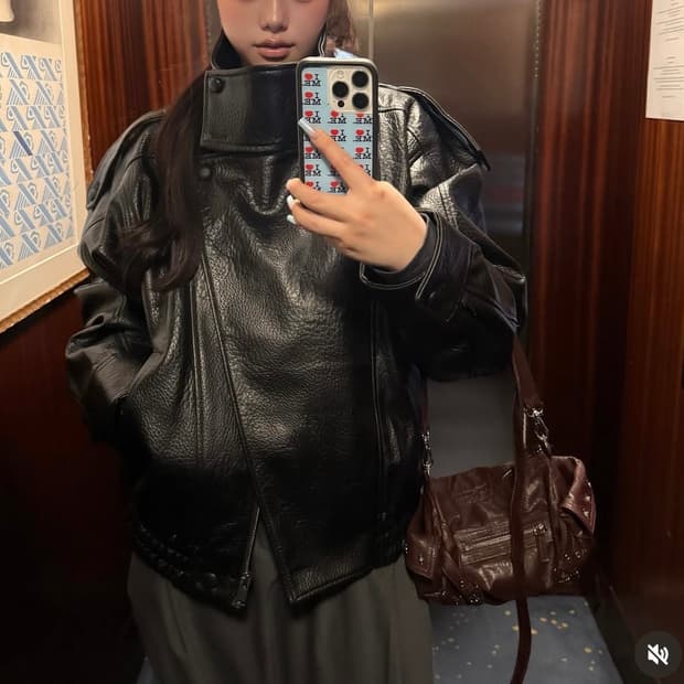 자라 페이크레더자켓 s