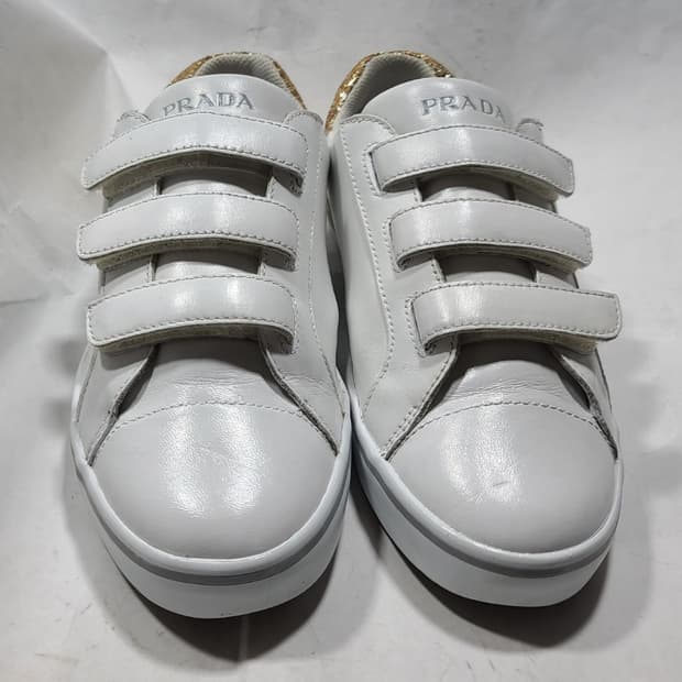 프라다(PRADA) 벨크로 스니커즈 38사이즈(240)