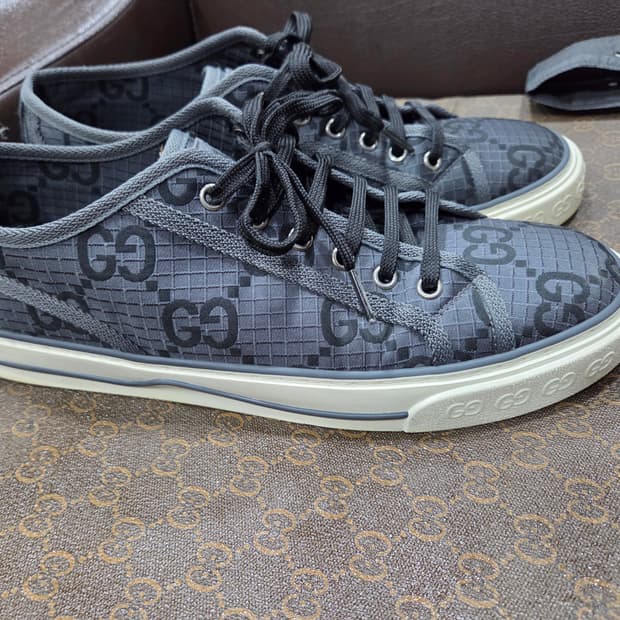 구찌 1997 모노그램 스니커즈